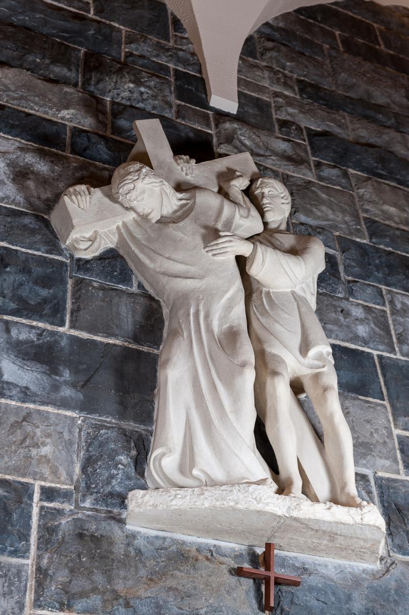 Fifth Station: Simon of Cyrene helps Jesus carry his cross